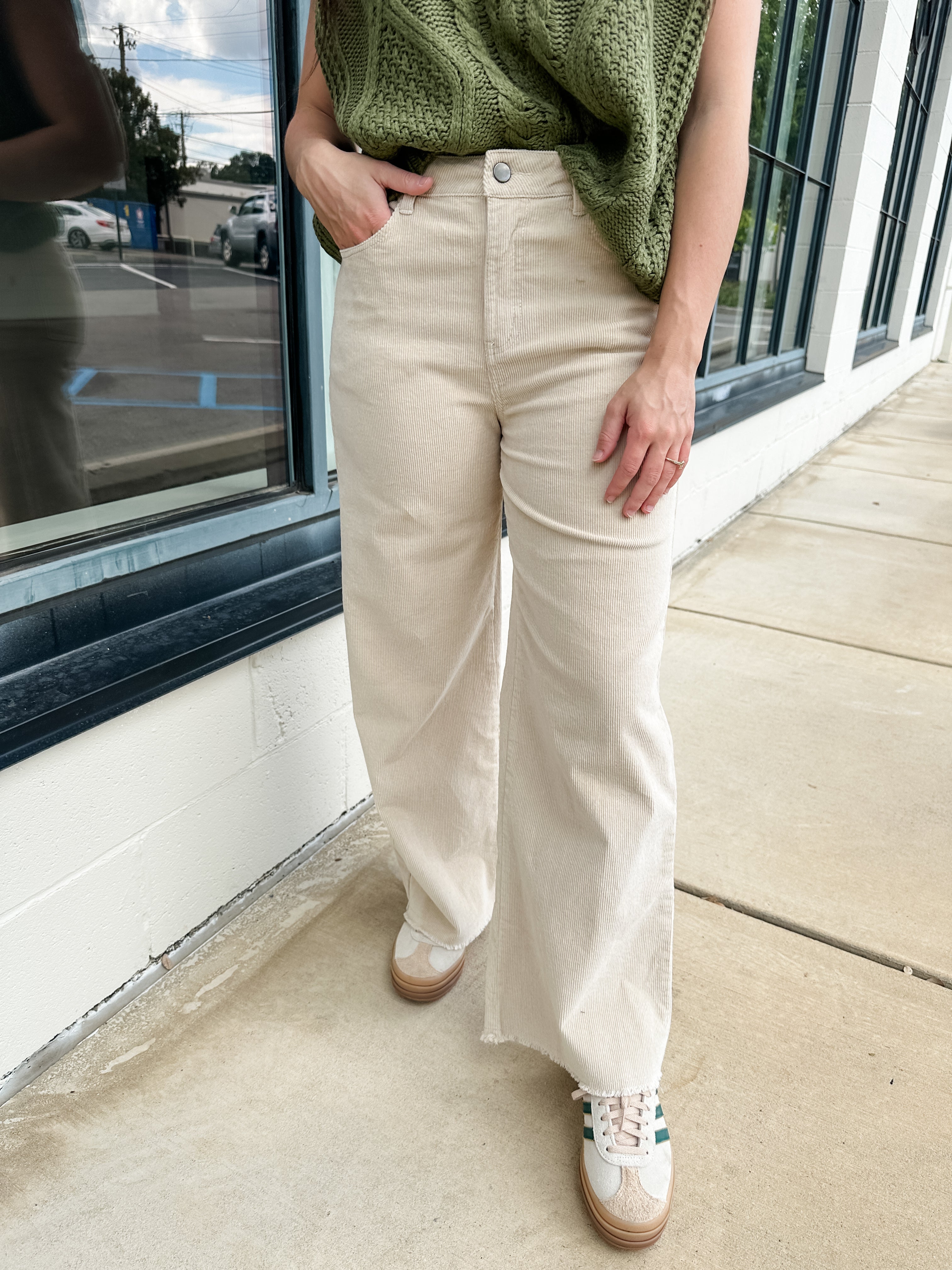 Wide Leg Corduroy Pant