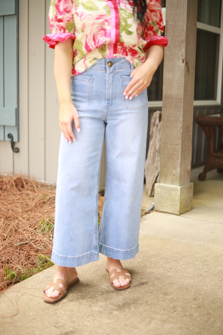 Stretchy Wide Leg Jean