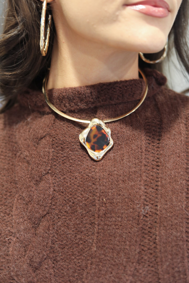 Tortoise Pendant Necklace