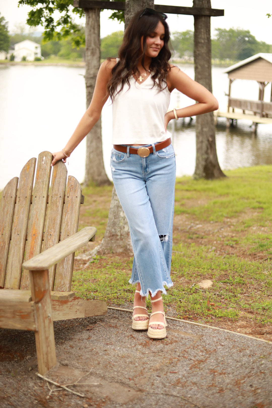 V-Neck Mineral Wash Tank