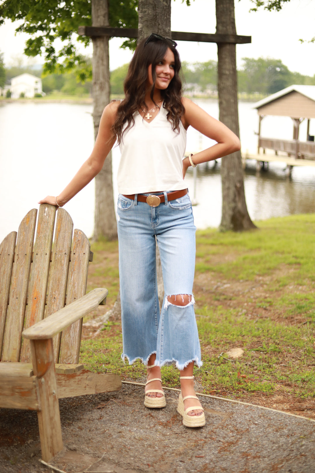 V-Neck Mineral Wash Tank
