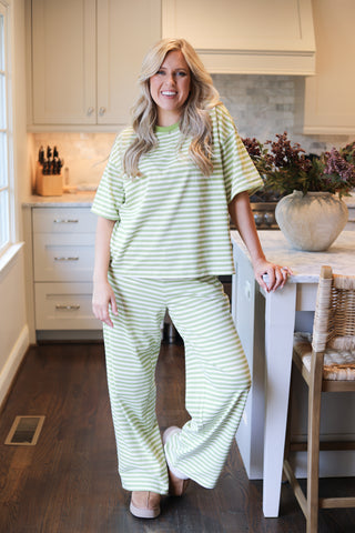 Spring in Motion Pants - The Pink Tulip Clothing