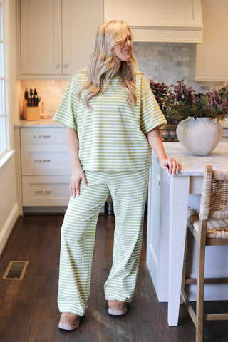 Spring in Motion Pants - The Pink Tulip Clothing