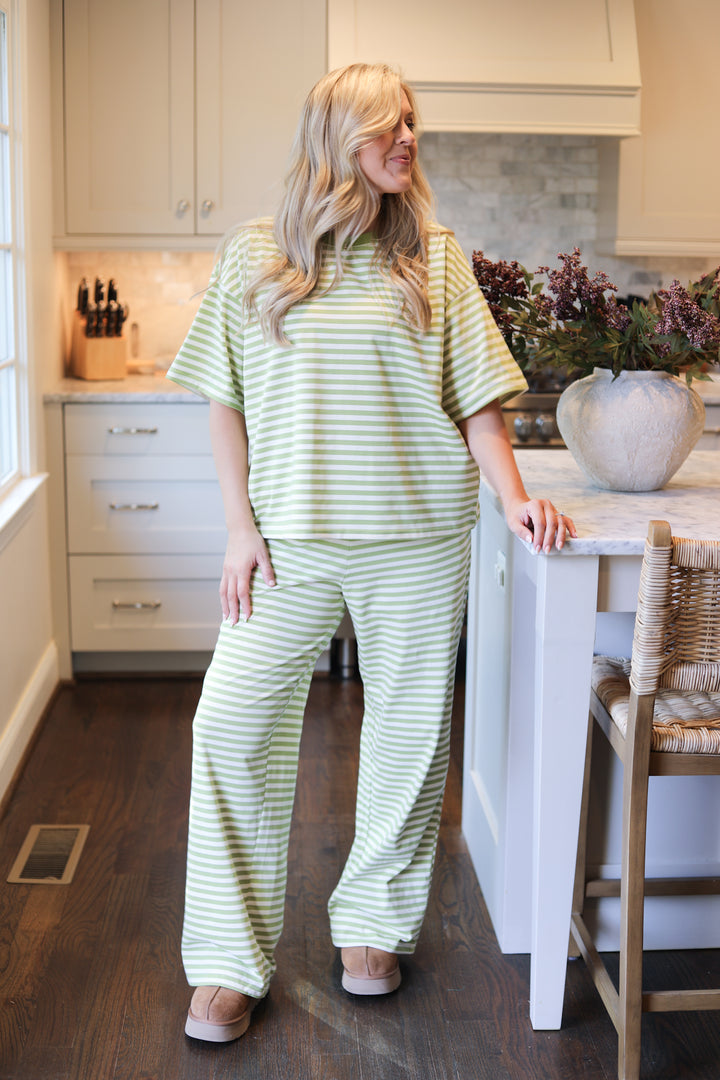 Spring in Motion Pants - The Pink Tulip Clothing