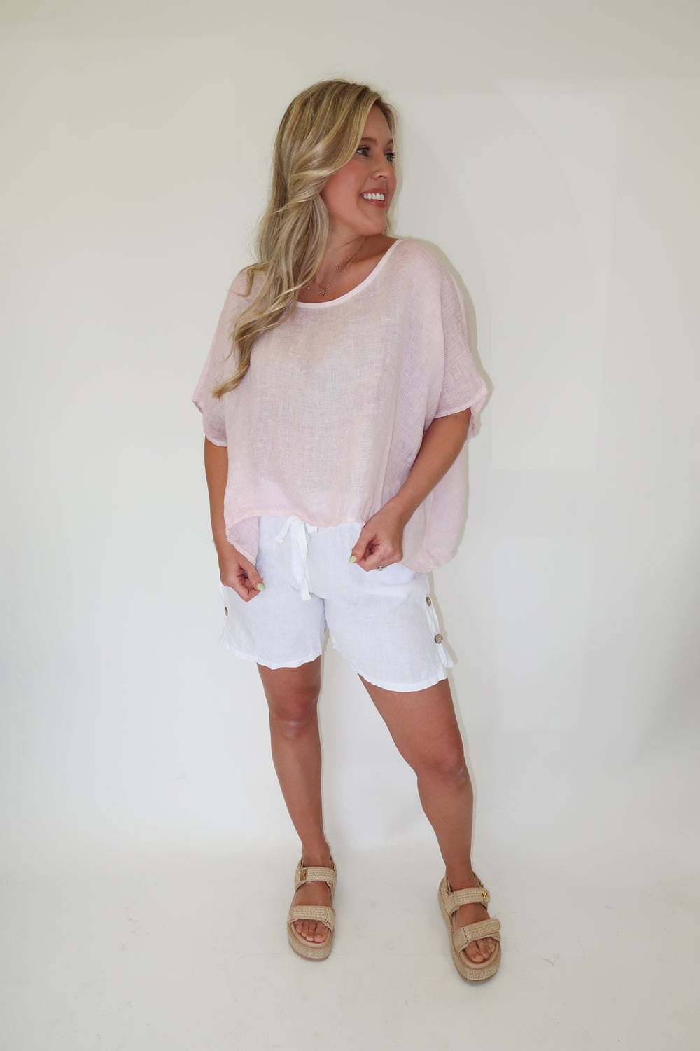 Just Enough Linen Top - The Pink Tulip Clothing