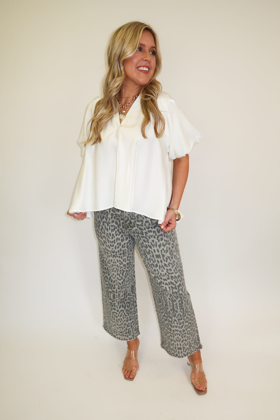 Just Enough Detail Jeans - The Pink Tulip Clothing