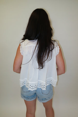 Pretty Little Detail Lace Trim Pleated Sleeveless Top - The Pink Tulip Clothing