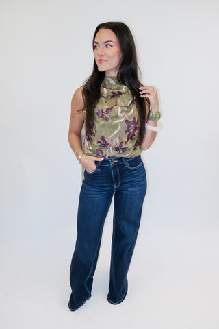 Garden Sketch Iris Print Sleeveless Top
