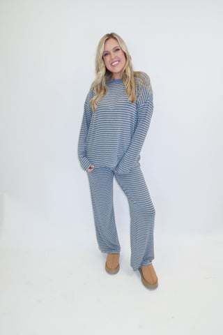 Between The Lines Stripe Pants