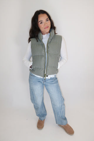 Mountain Weekend Check Puffer Vest