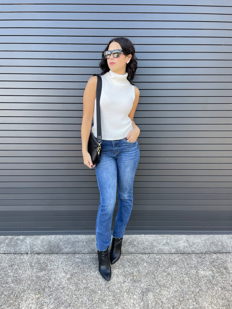 Highrise Slim Straight Jean