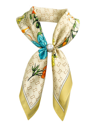 Pearl Closure Scarf